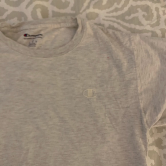 Unisex grey champion short sleeve tee!! - Picture 2 of 4